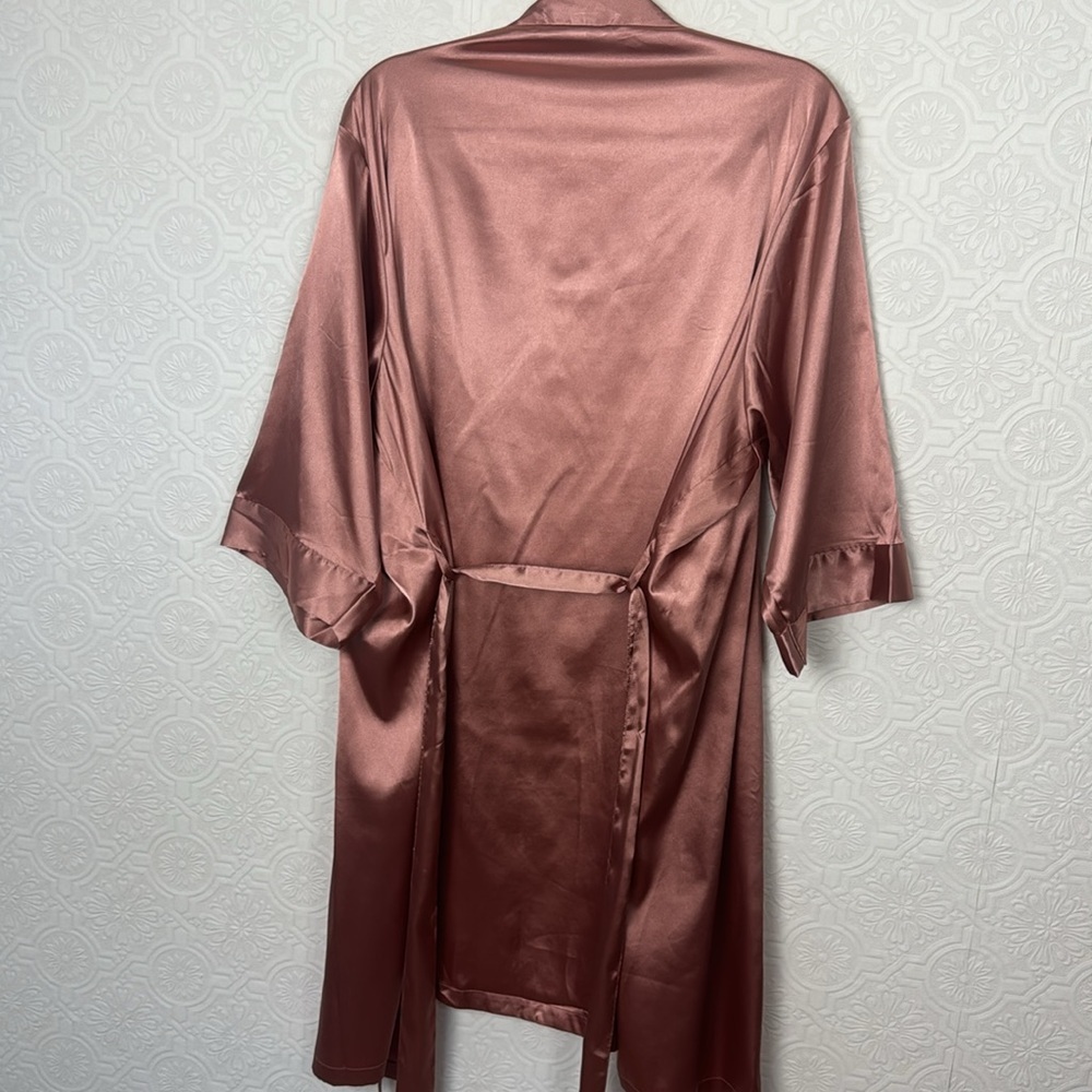 Davids Bridal Robe Satin Pink Desert Coral Large XL BRIDAL Bridesmaid Silky - Picture 9 of 9